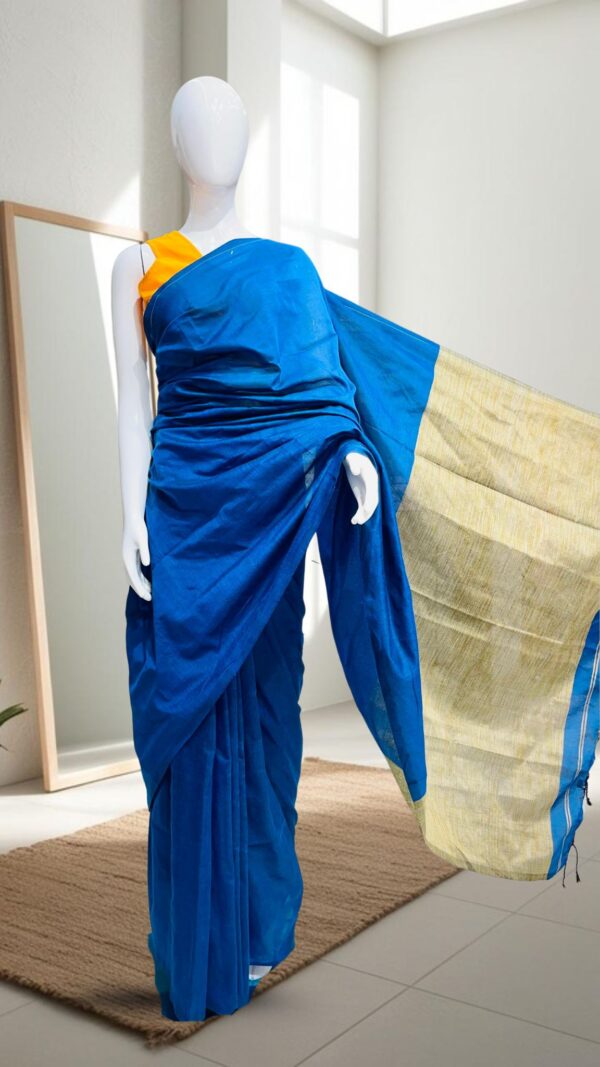 Blue with Golden Pallu