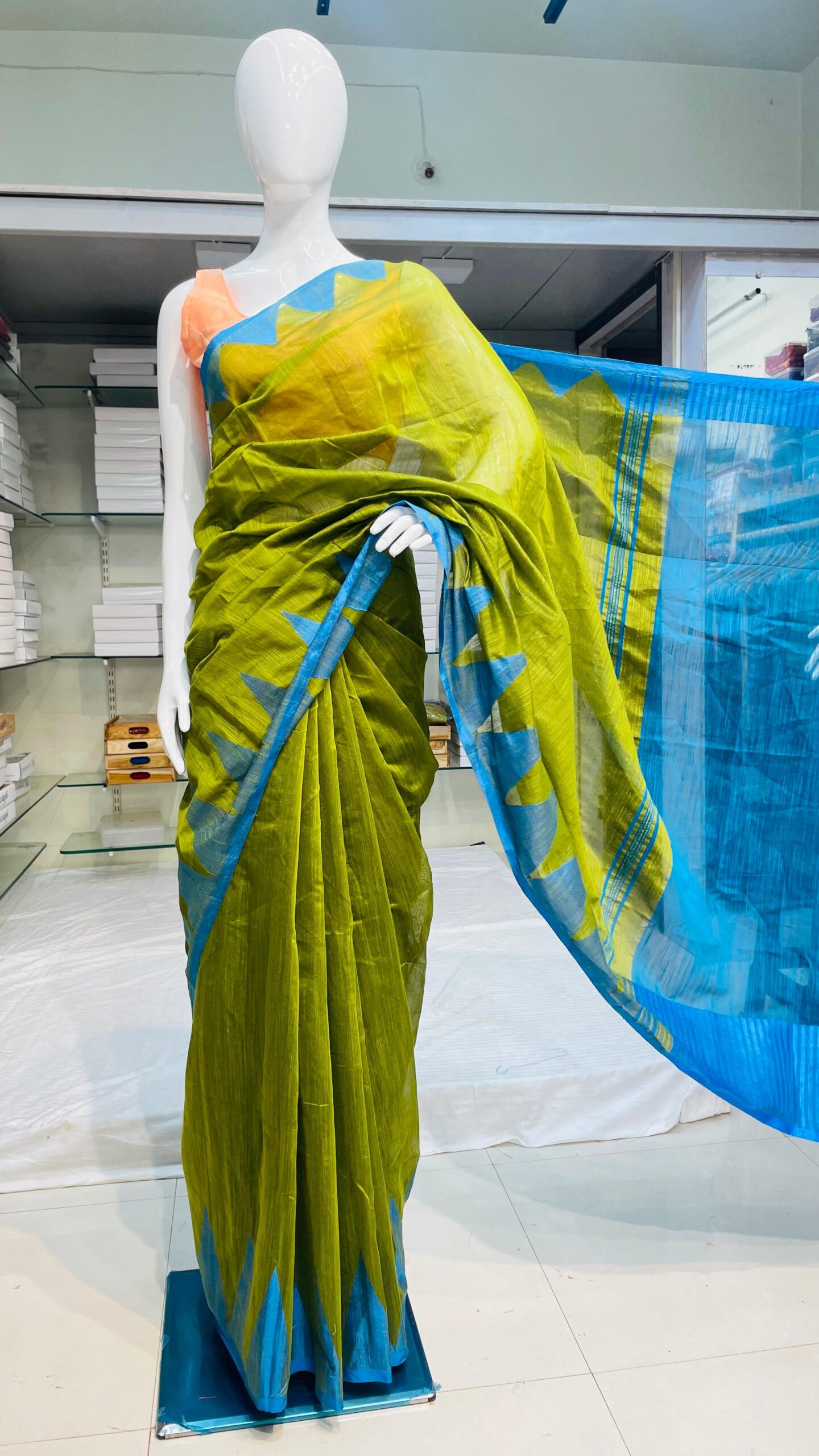 Pure handloom cotton saree with temple border – Red body and Golden border.